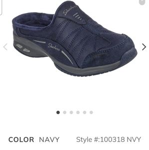 Skechers Women's Relaxed Fit Commute Carpool Sneaker Clog